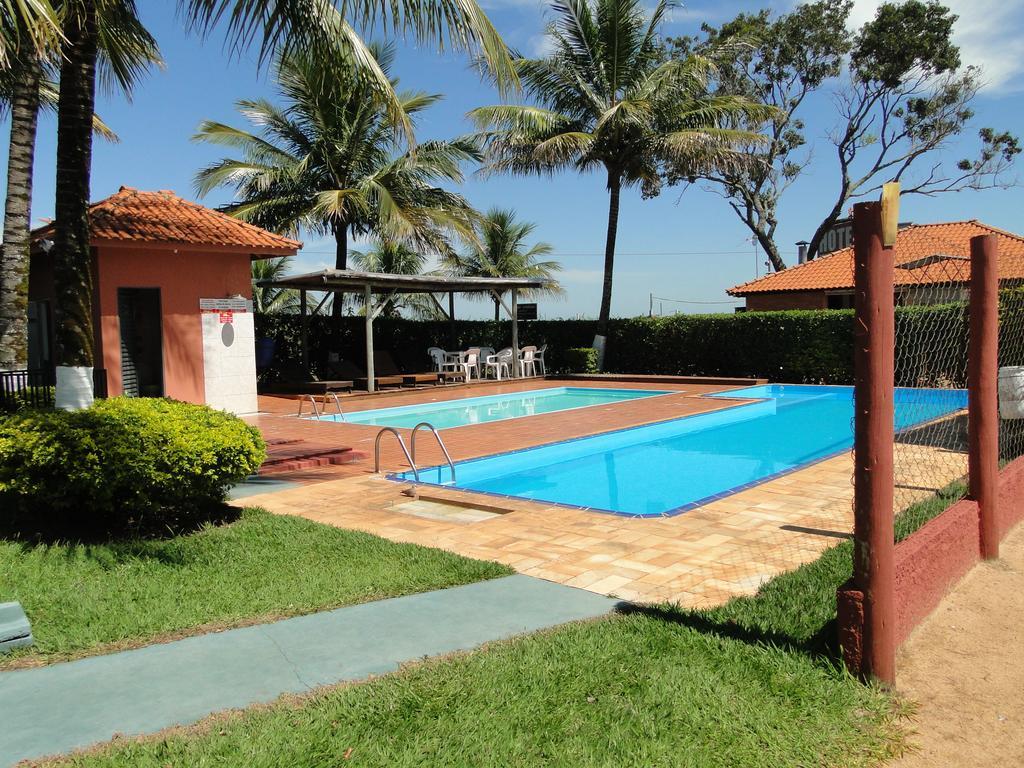 Hotel Pousada Vale Do Sol Em Pompéia Exteriör bild