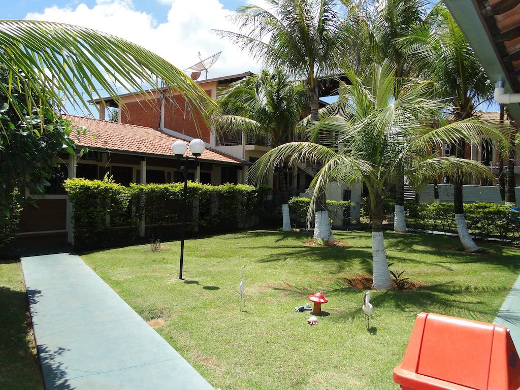 Hotel Pousada Vale Do Sol Em Pompéia Exteriör bild