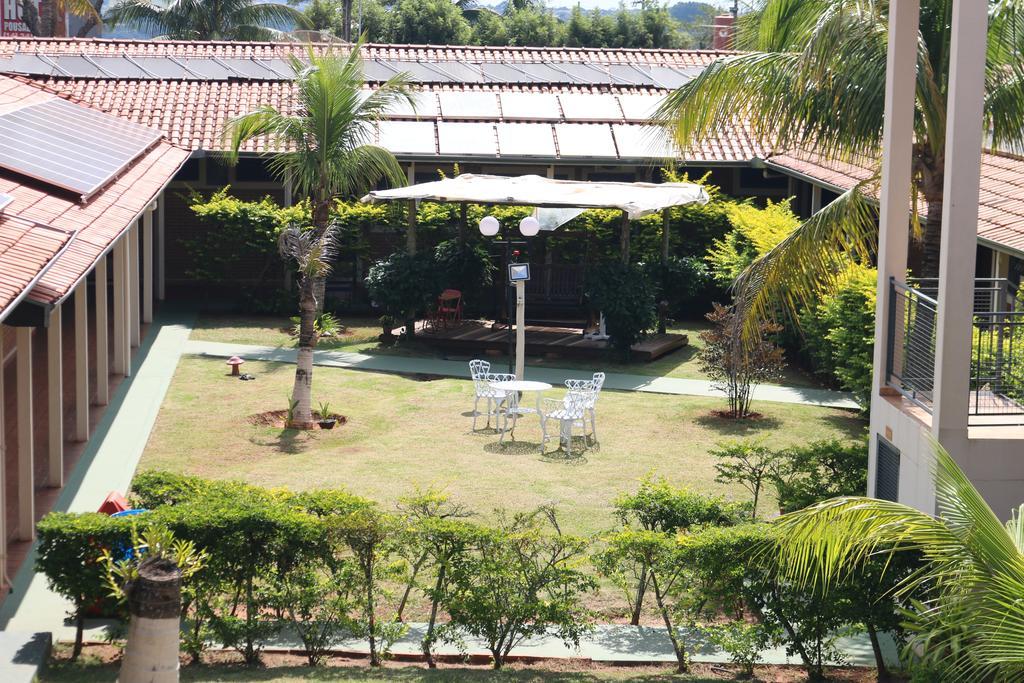 Hotel Pousada Vale Do Sol Em Pompéia Exteriör bild